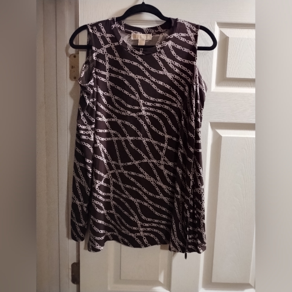 NWT Michael Kors Black and White Chain Pattern Featuring MK Cold Shoulder Blouse